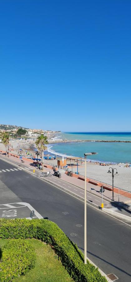 Mare Διαμέρισμα Βεντιμίλια Εξωτερικό φωτογραφία